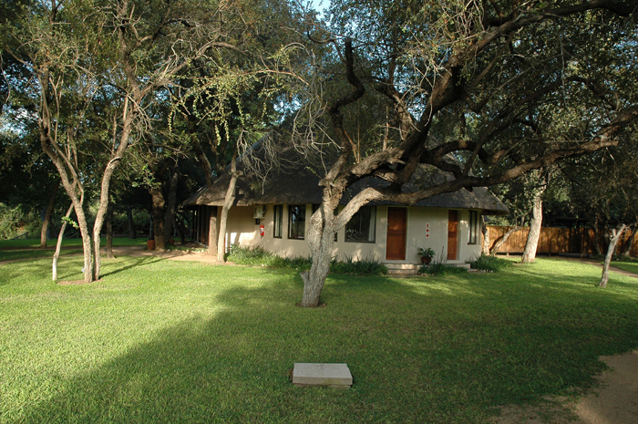 nDzuti Safari Camp - 4 en suite bedrooms