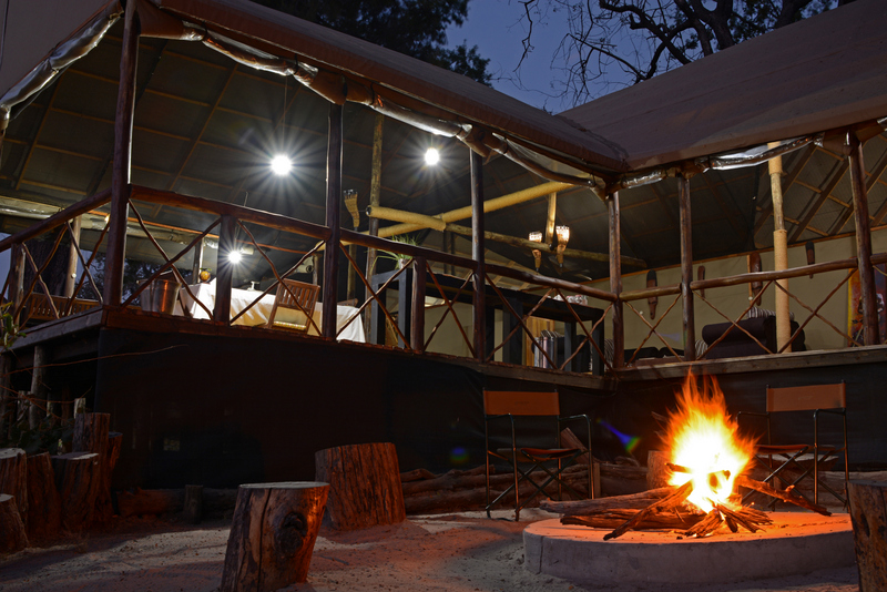 camp-linyanti-camp-fire