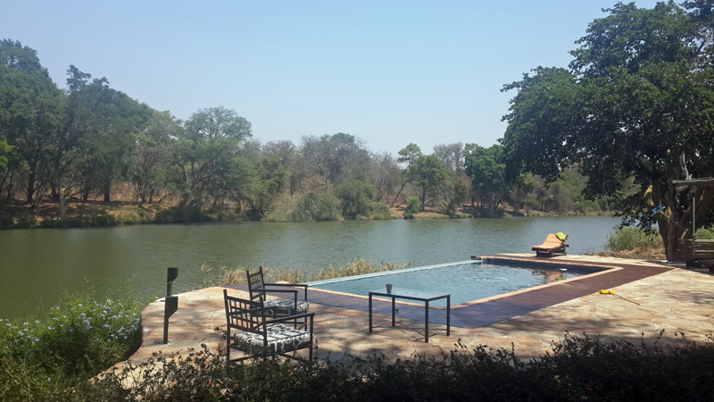 pool-marakapula-chloe