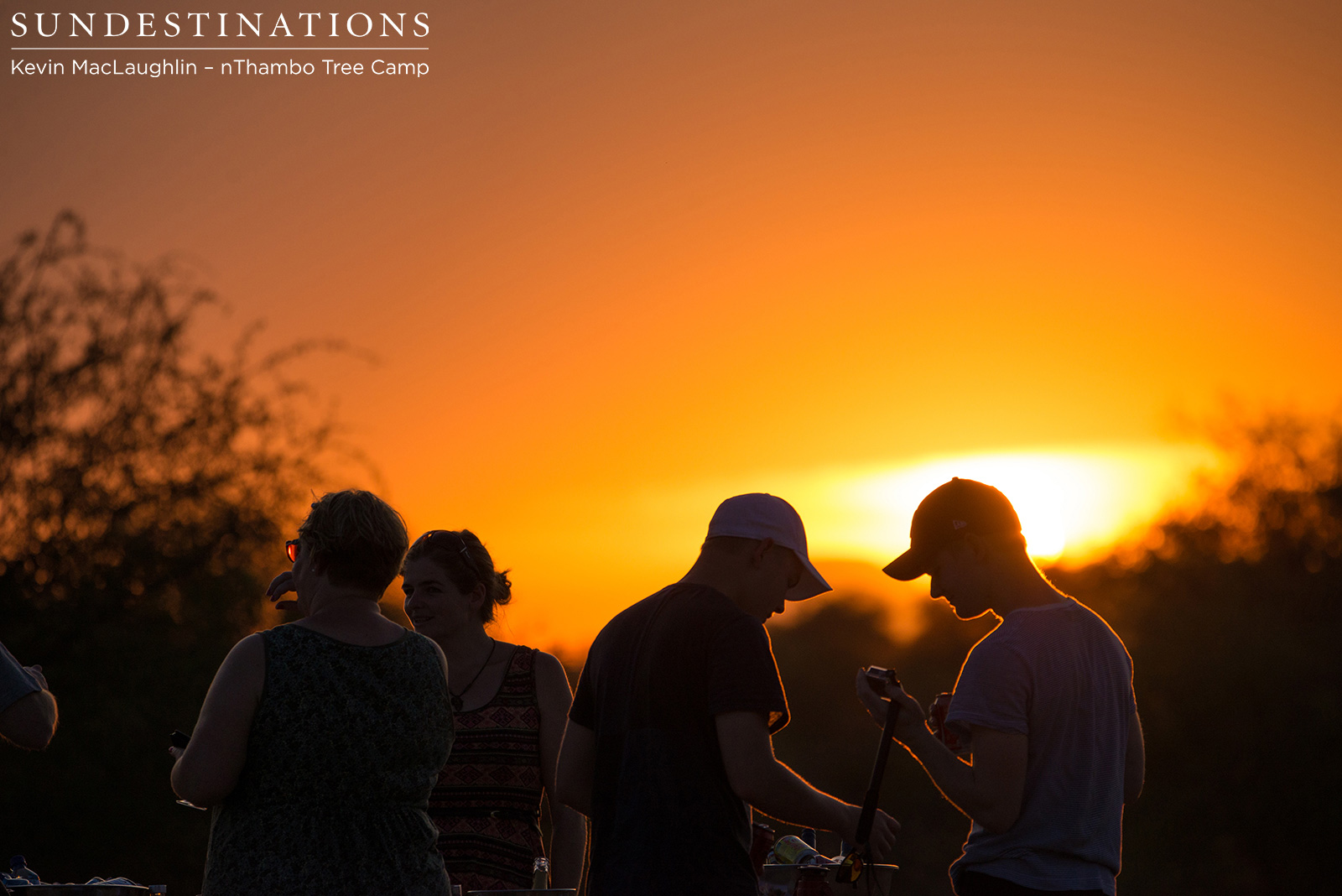 Sunset nThambo Tree Camp