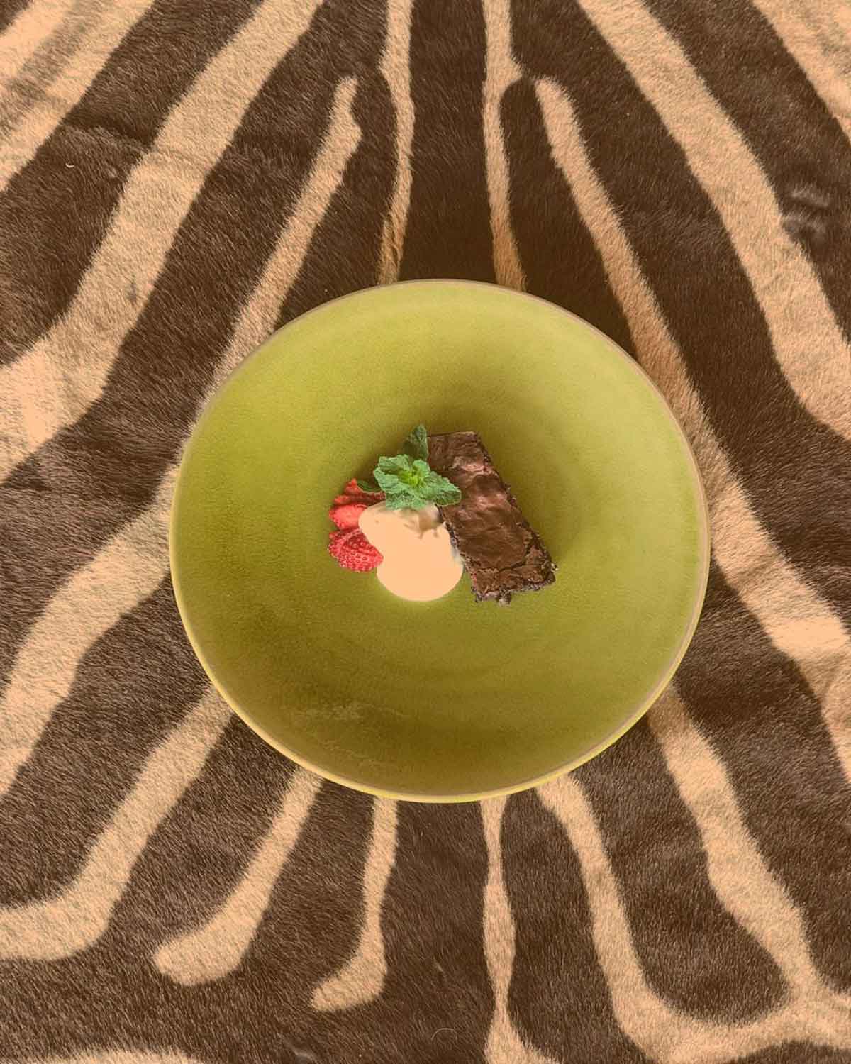 Walkers Brownie and Ice-cream Walkers Brownie and Ice-cream