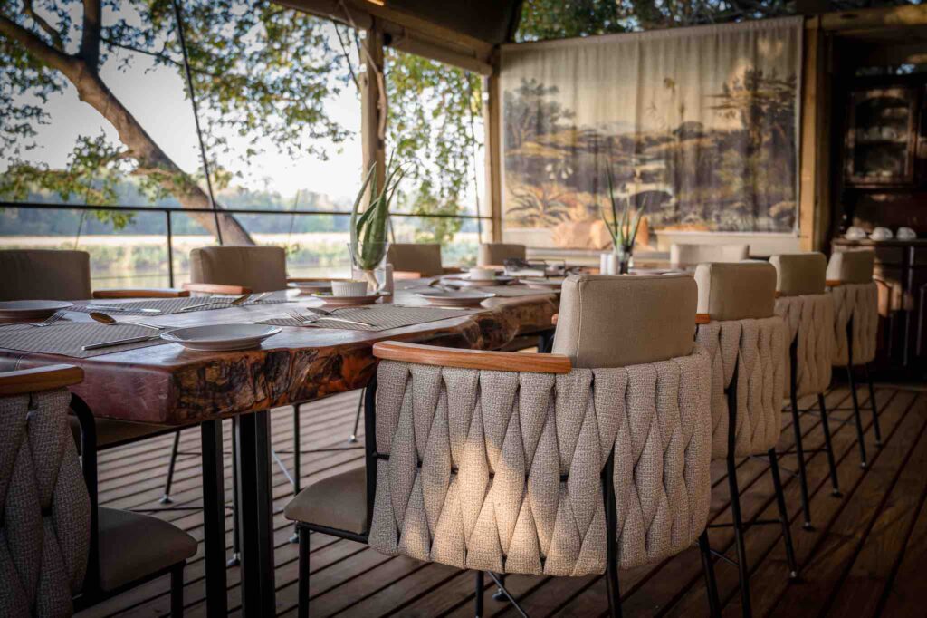 Bundox River Lodge Lounge