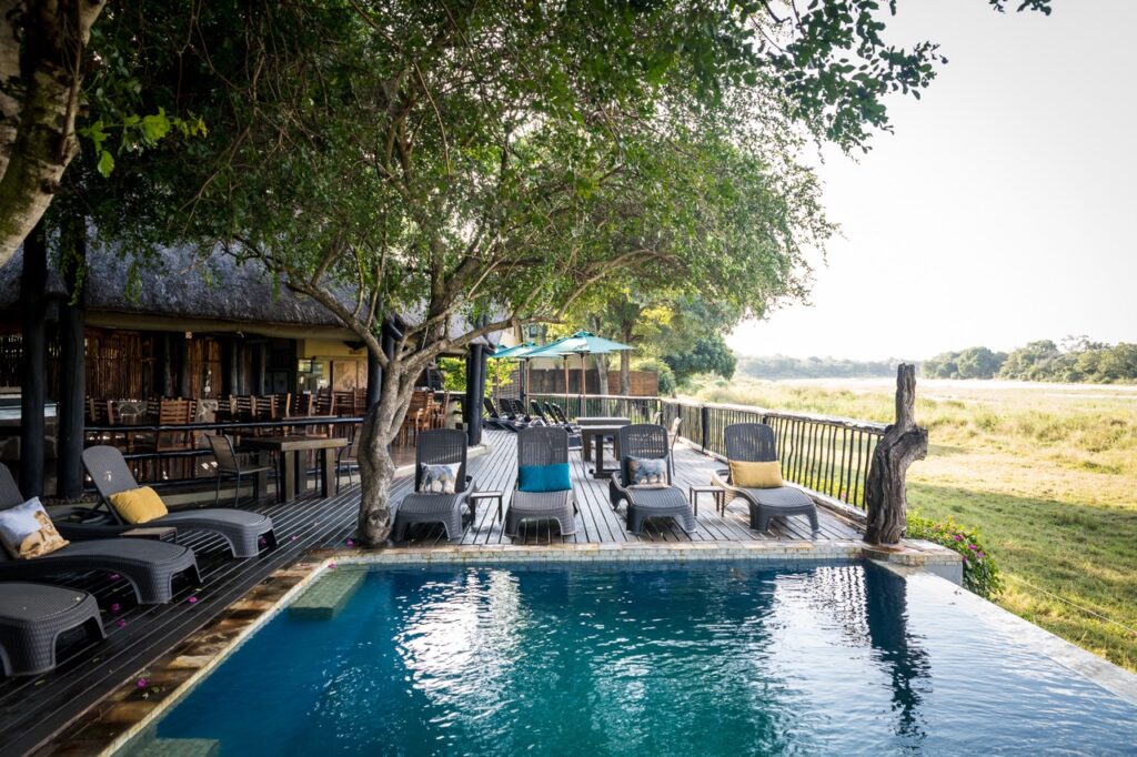 Safari lodge with pool